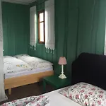 Δωμάτια σε οικογενειακή κατοικία Pan Tu Nie Spal